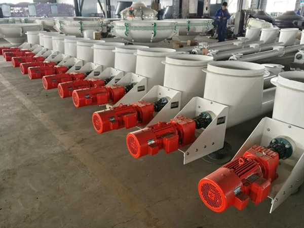 R係列減（jiǎn）速機在螺旋輸（shū）送機上的應用